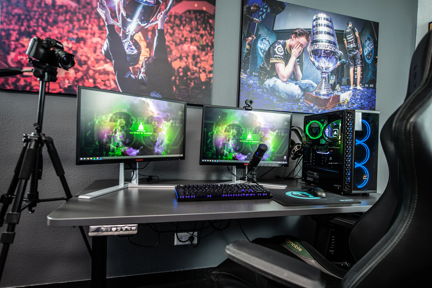 Mengenal Warnet Gaming 24 Jam dan Bedanya dengan Warnet Biasa